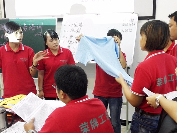 zoty中欧员工培训现场
